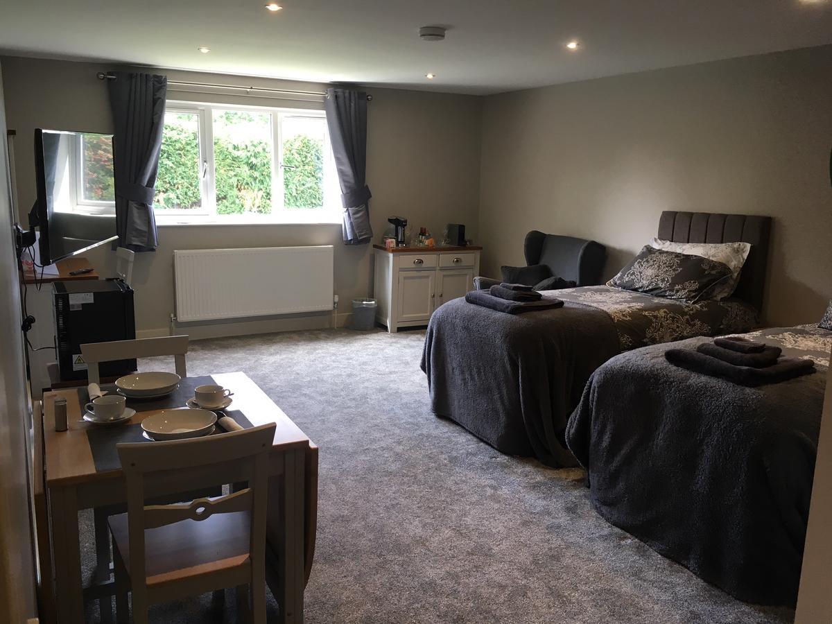 Eccleshall Bed And Breakfast Екстер'єр фото
